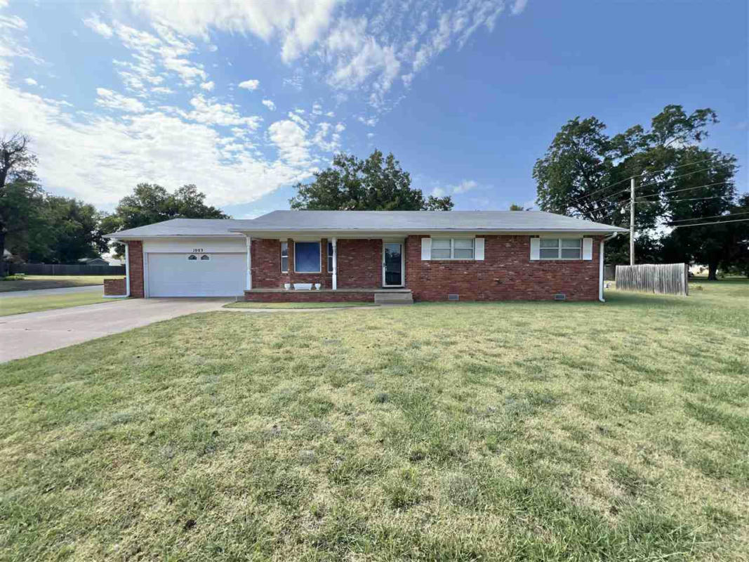 1003 N BROOKWOOD DR, PERRY, OK 73077, photo 1 of 31