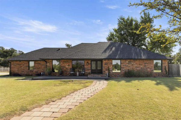 107 SKYLINE HILLS AVE, PERRY, OK 73077 - Image 1